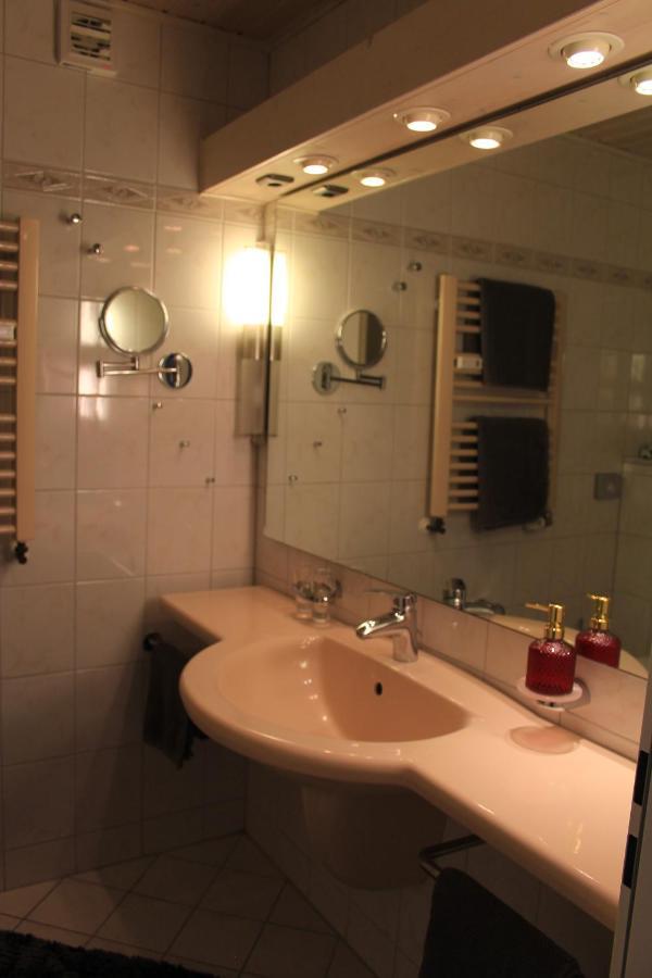 Moderne Und Helle Ferienwohnung Am Ploener See Bosau Esterno foto
